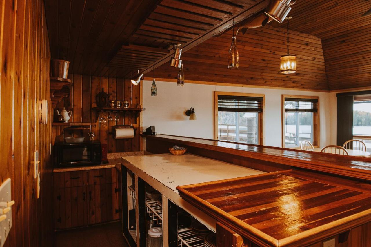 Lang Lake Resort Espanola Eksteriør bilde