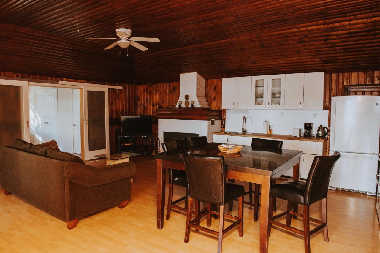 Lang Lake Resort Espanola Eksteriør bilde